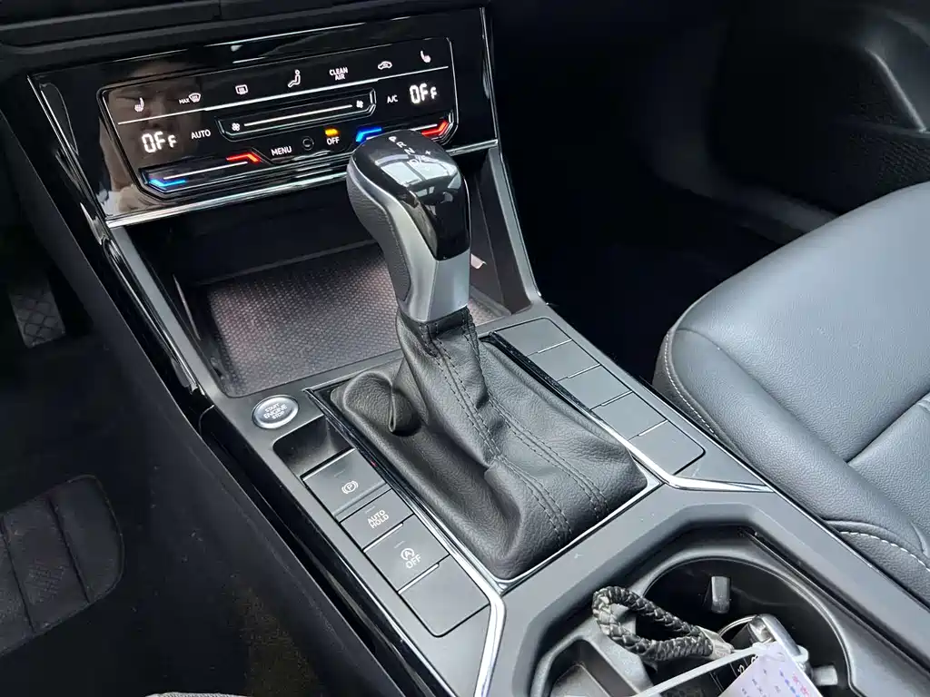 Volkswagen Passat 2023