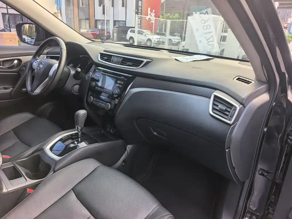Nissan X-Trail 2016 — фото 10