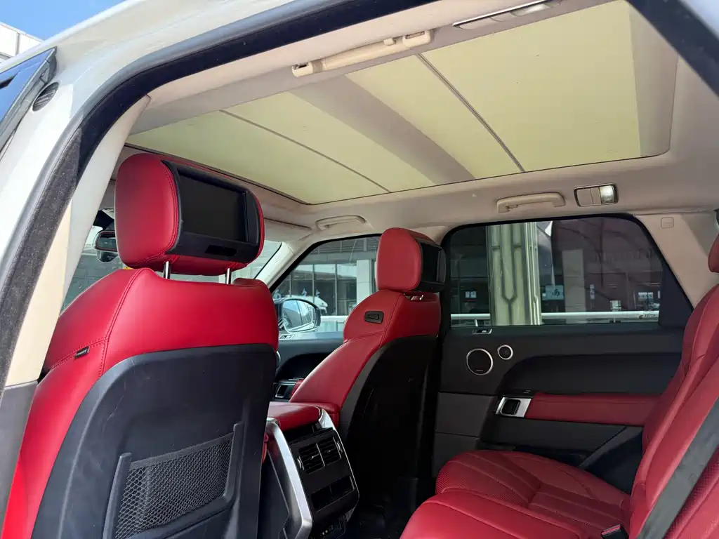 Land Rover Range Rover Sport 2016 — фото 8