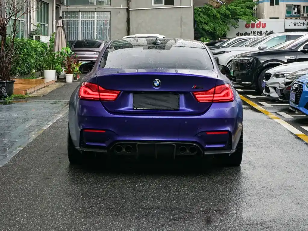 BMW M4 2018 — фото 14