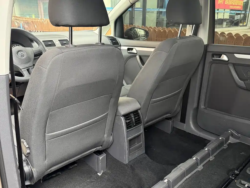 Volkswagen Touran 2016