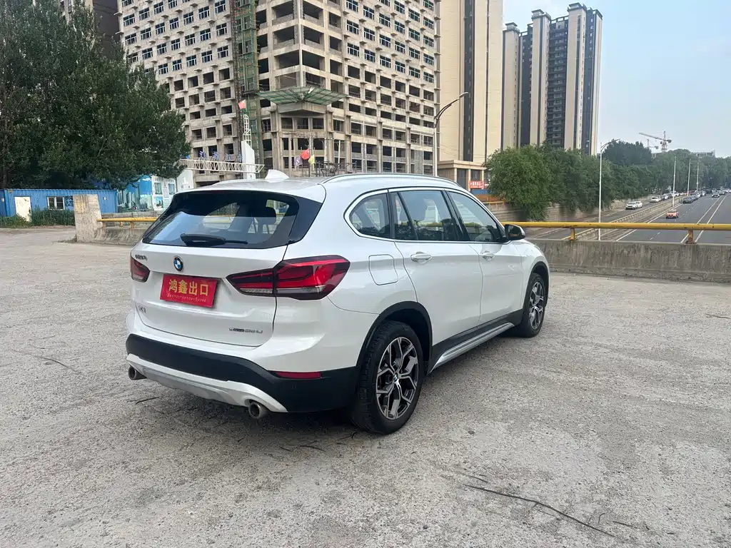 BMW X1 2022 — фото 9