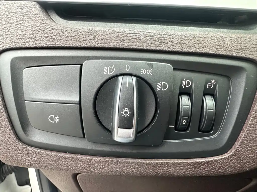 BMW X1 2022 — фото 12