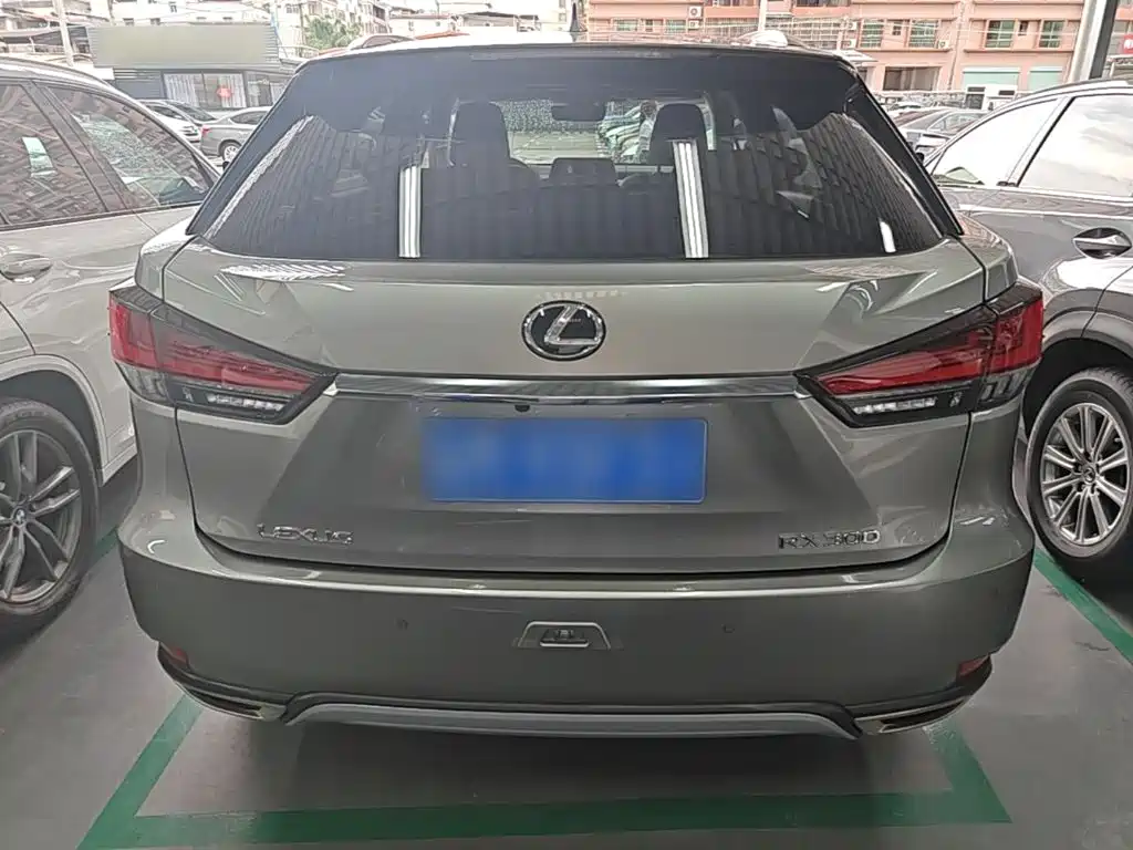 Lexus RX 2021
