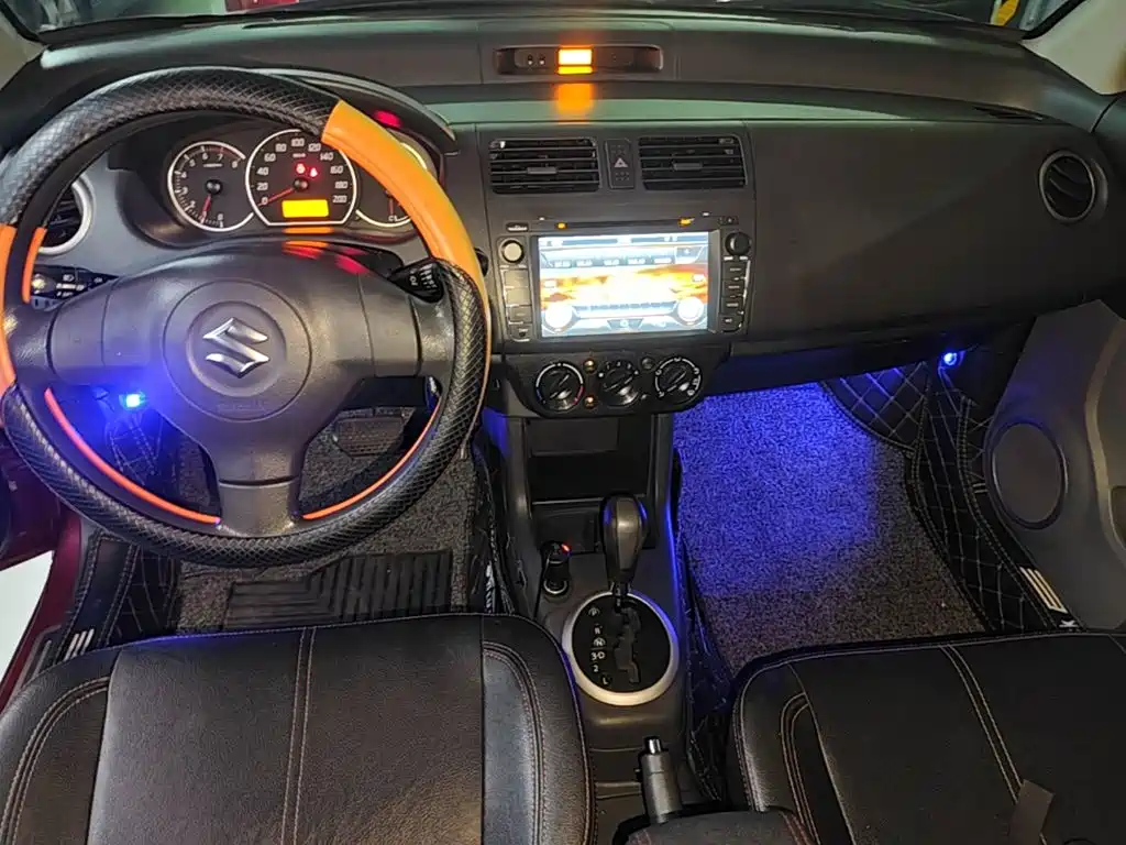 Suzuki Swift 2015 — фото 13
