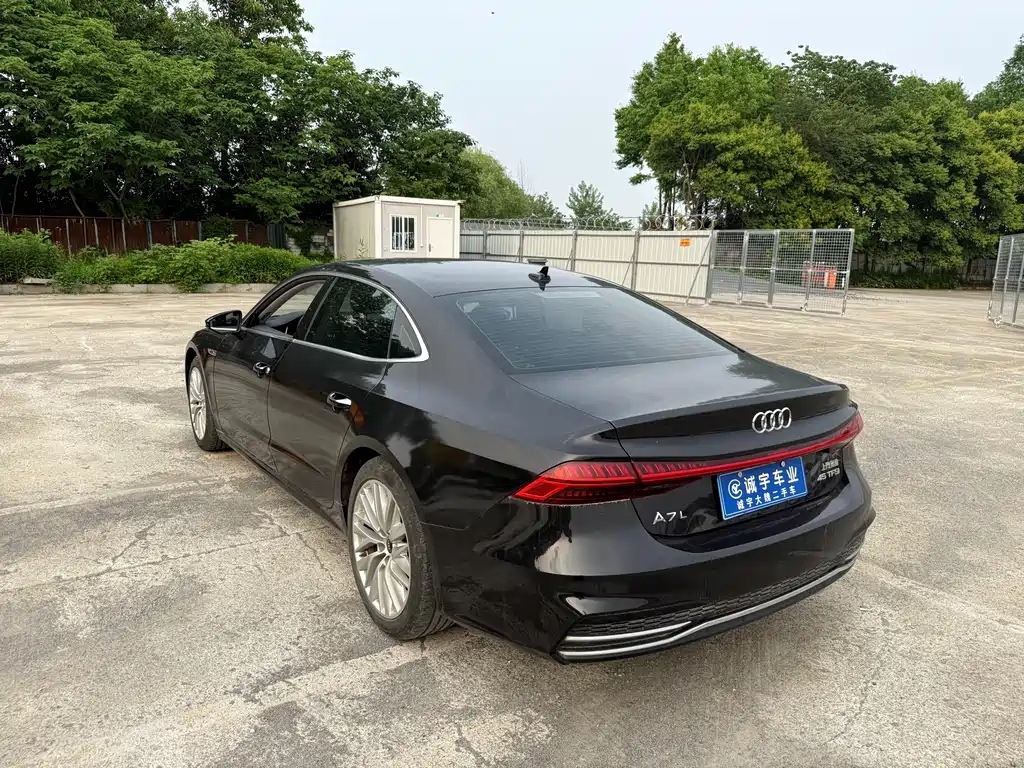 Audi A7L 2024 — фото 12