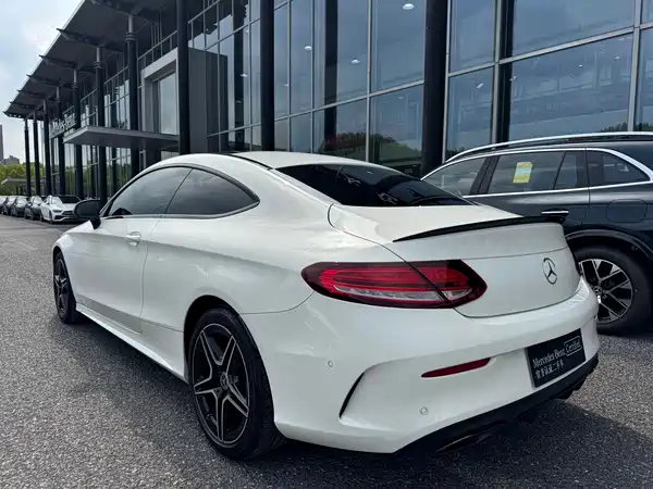 Mercedes-Benz C-Class 2023