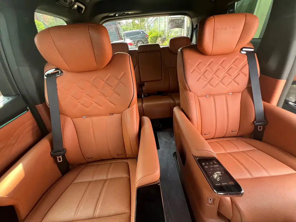 GAC Trumpchi Xiangwang M8 2025 — фото 13