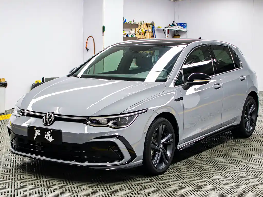 Volkswagen Golf 2023