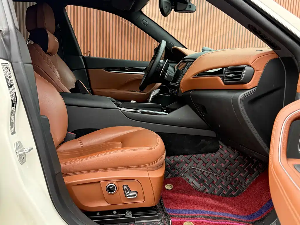 Maserati Levante 2021 — фото 11