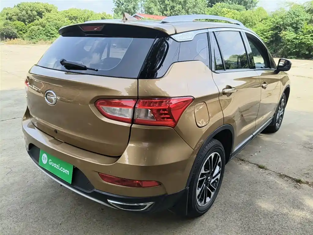 GAC Motor Trumpchi GS4 2016 — фото 7
