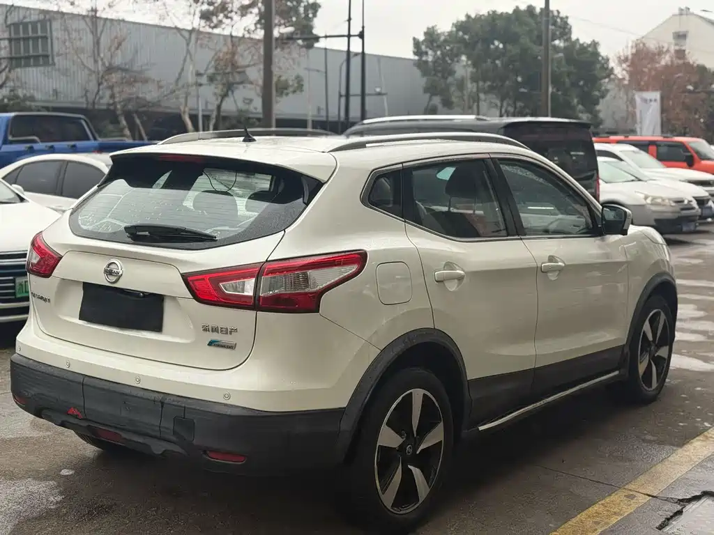 Nissan Qashqai 2018 — фото 9