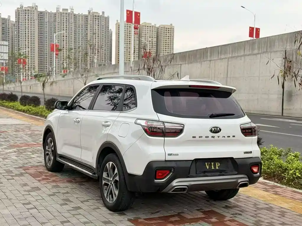 Kia Sportage 2018 — фото 9