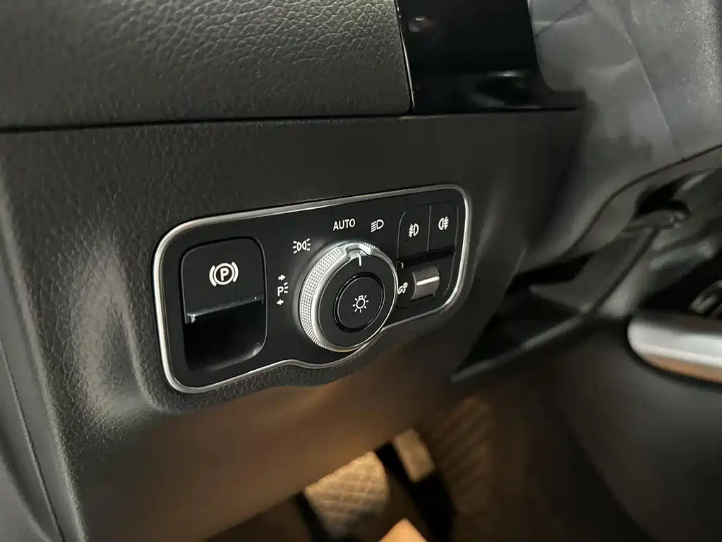 Mercedes-Benz GLA 2021 — фото 15