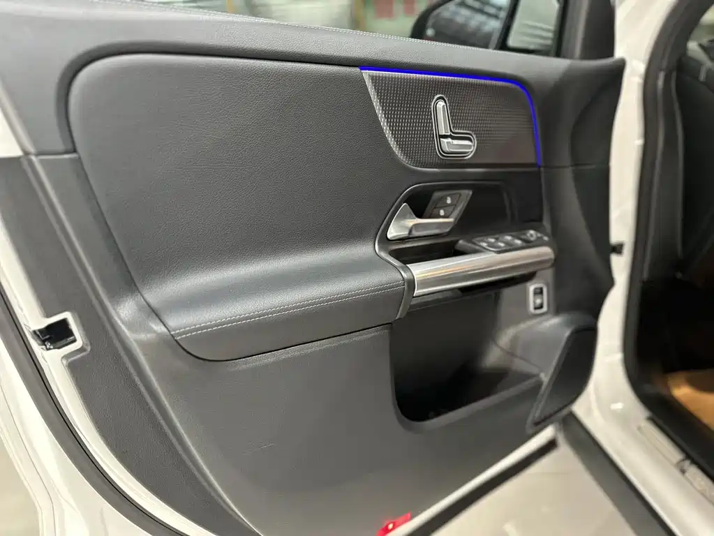 Mercedes-Benz GLA 2021 — фото 18