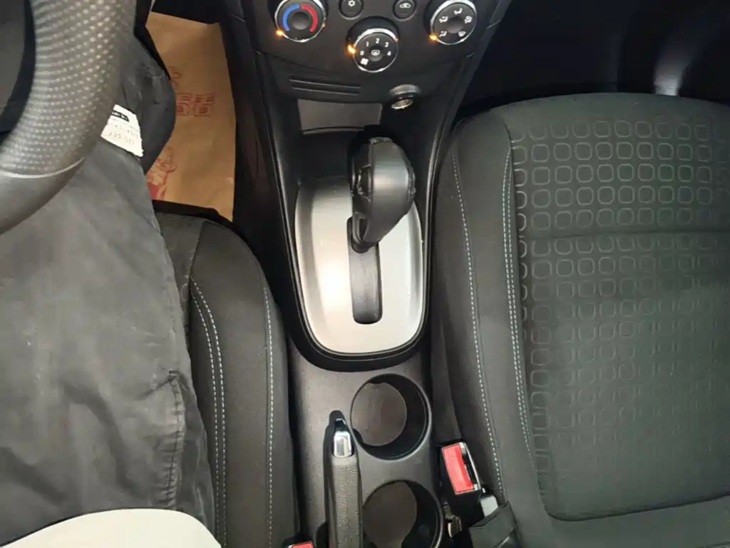 Chevrolet Trax 2015 — фото 14