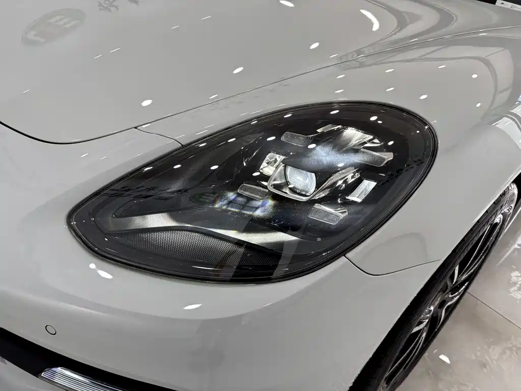 Porsche Panamera 2021 — фото 8