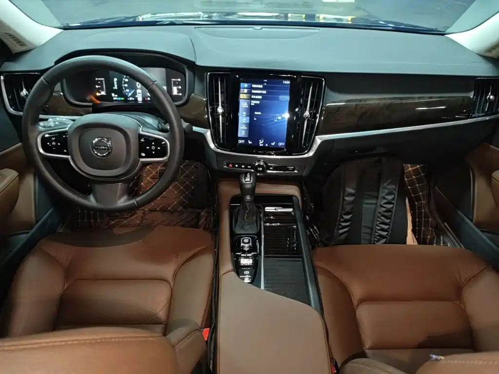 Volvo S90 2018 — фото 10