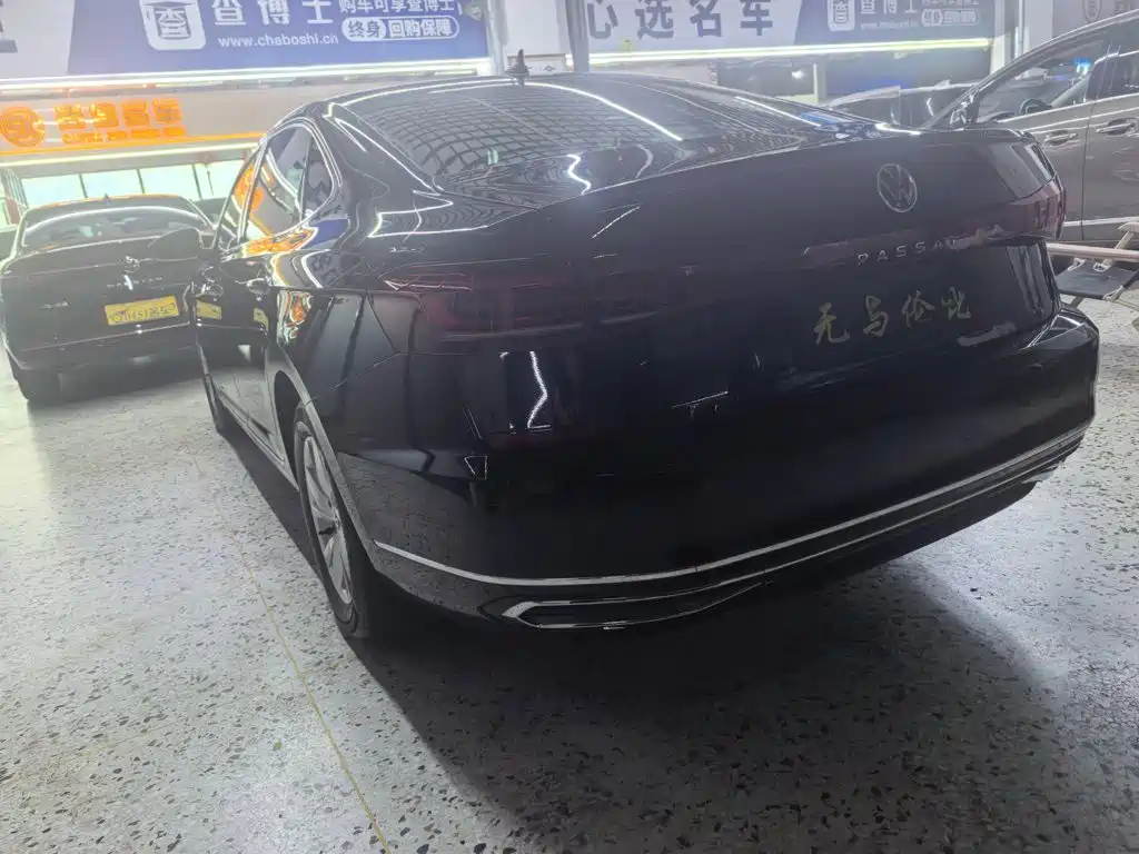 Volkswagen Passat 2023