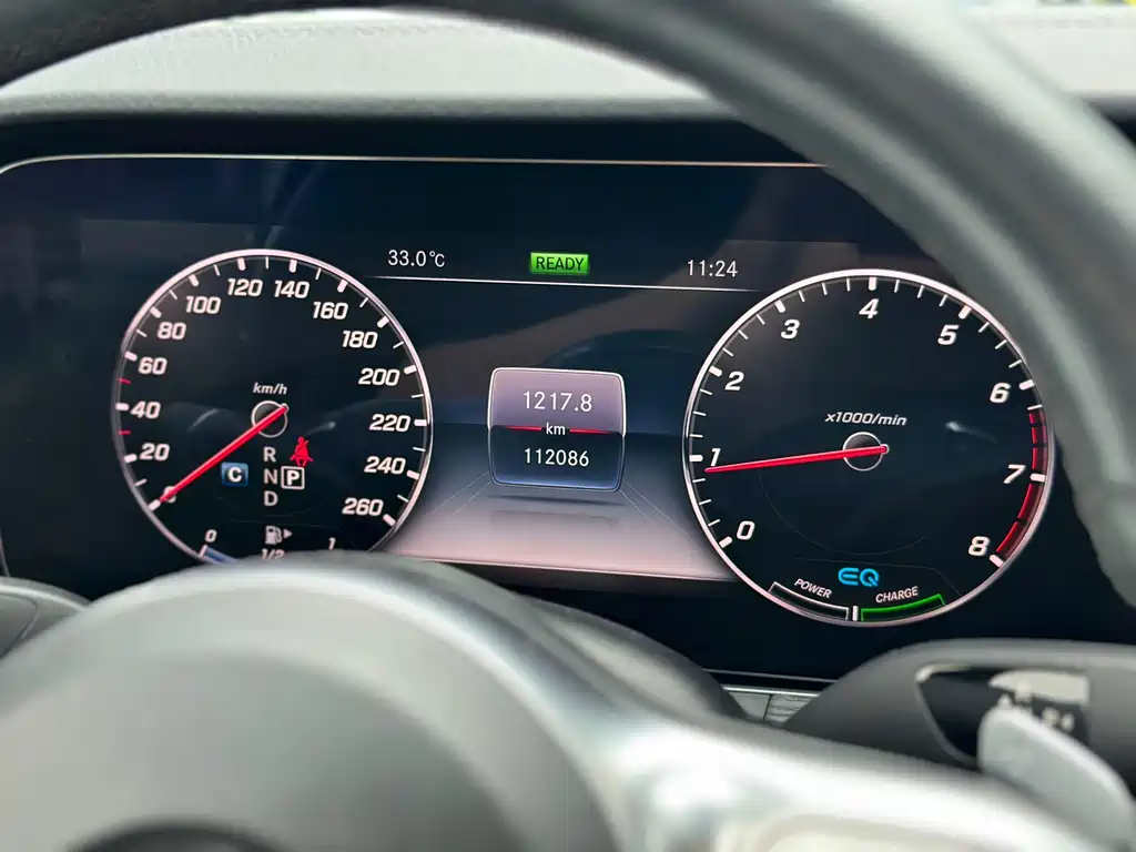 Mercedes-Benz E-Class 2020 — фото 11