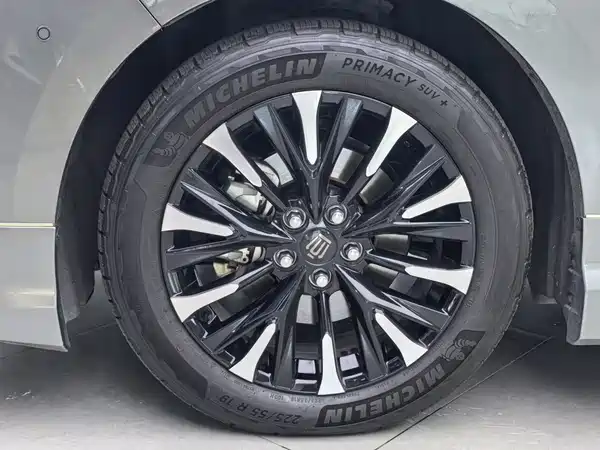 Toyota Vellfire 2024