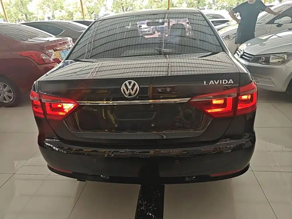 Volkswagen Lavida 2016