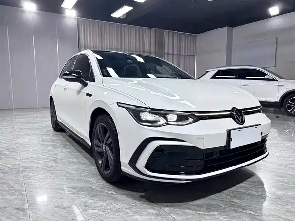 Volkswagen Golf 2022