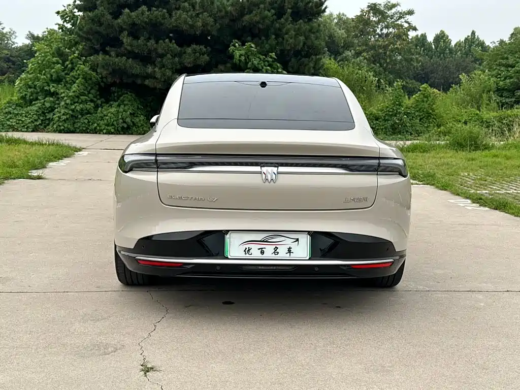 Buick Zhijing L7 2025 — фото 5