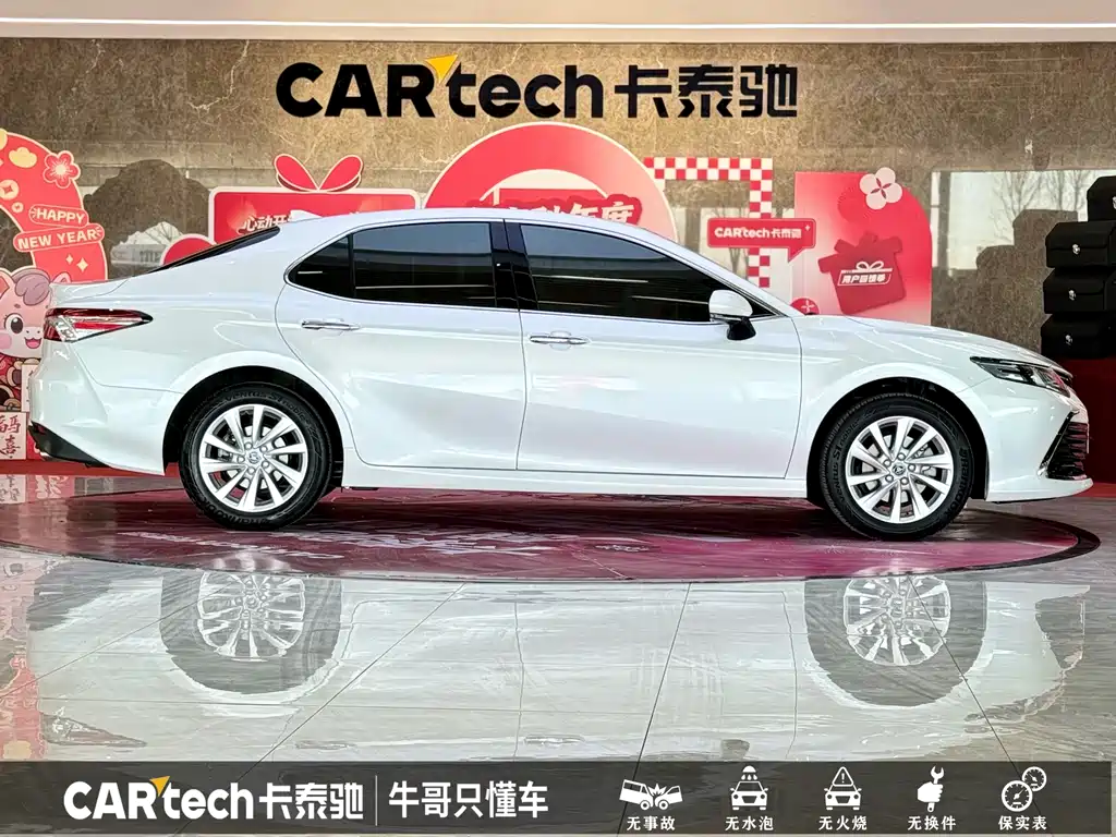 Toyota Camry 2022 — фото 23