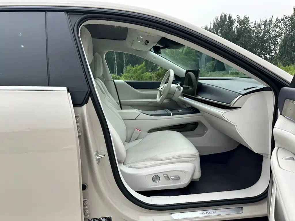 Buick Zhijing L7 2025 — фото 15