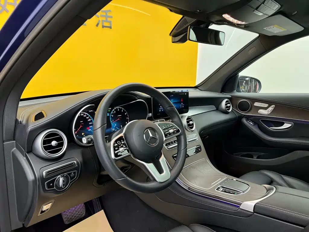 Mercedes-Benz GLC 2020