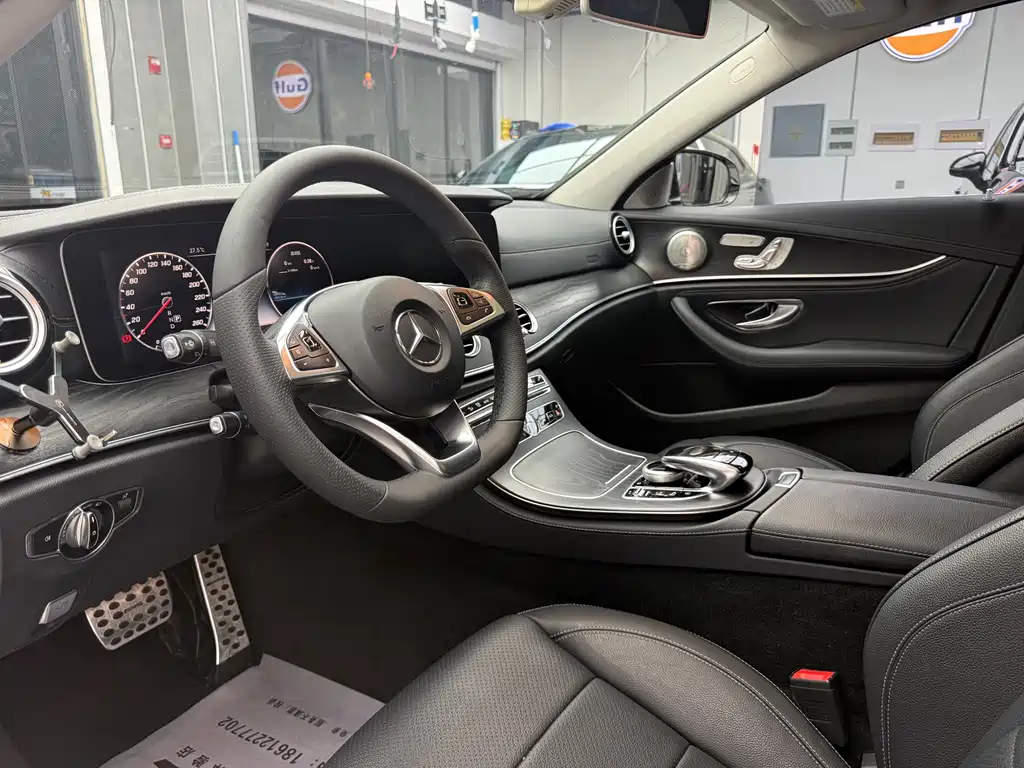 Mercedes-Benz E-Class 2018 — фото 9