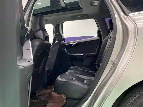 Volvo XC60 2016