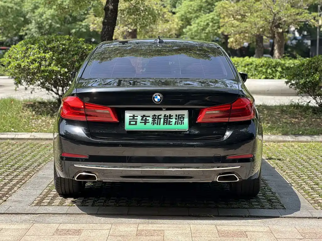 BMW 5 Series New Energy 2020 — фото 12