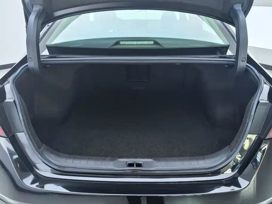 Nissan Teana 2020