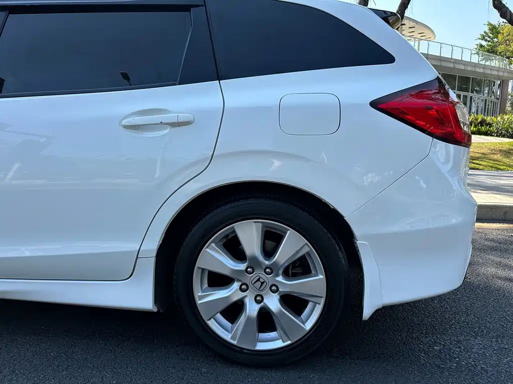 Honda Jade 2014 — фото 25