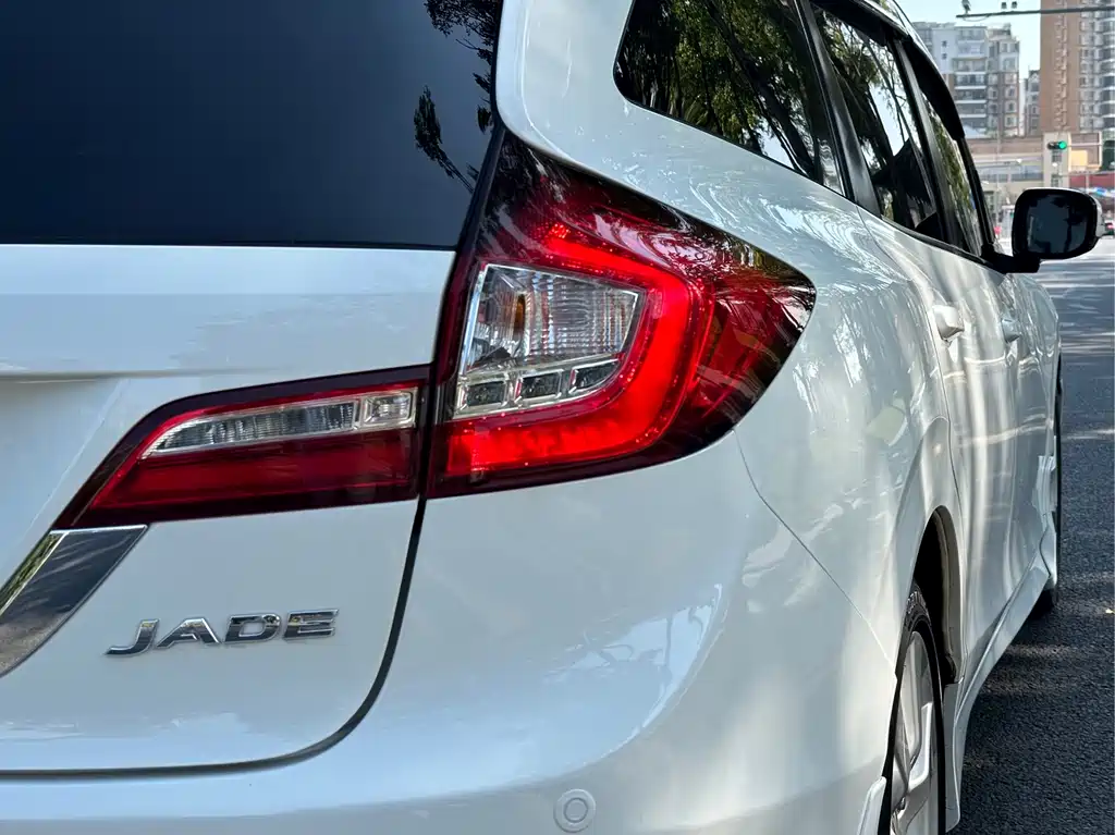 Honda Jade 2014 — фото 31