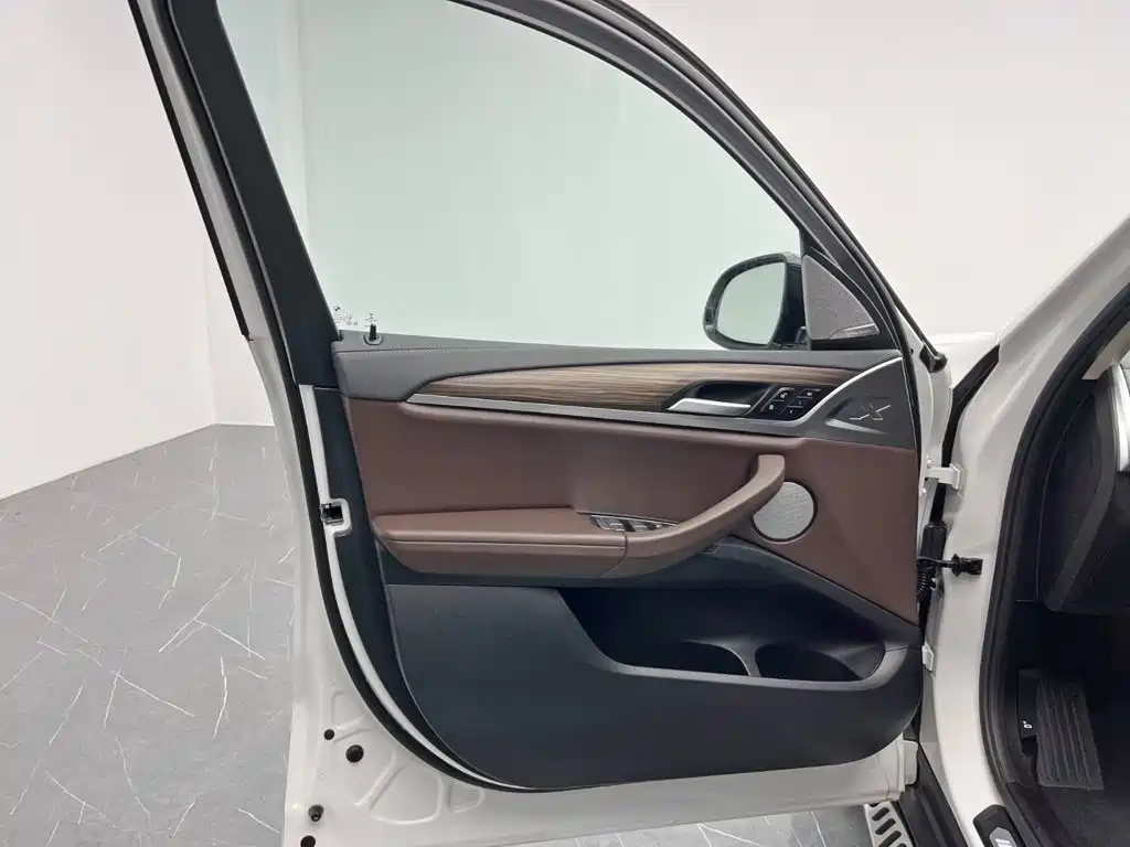BMW X3 2022 — фото 13