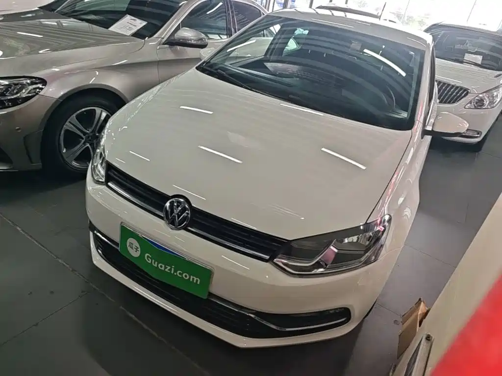 Volkswagen Polo 2015