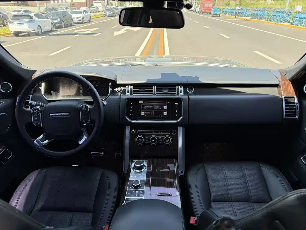 Land Rover Range Rover 2015 — фото 15