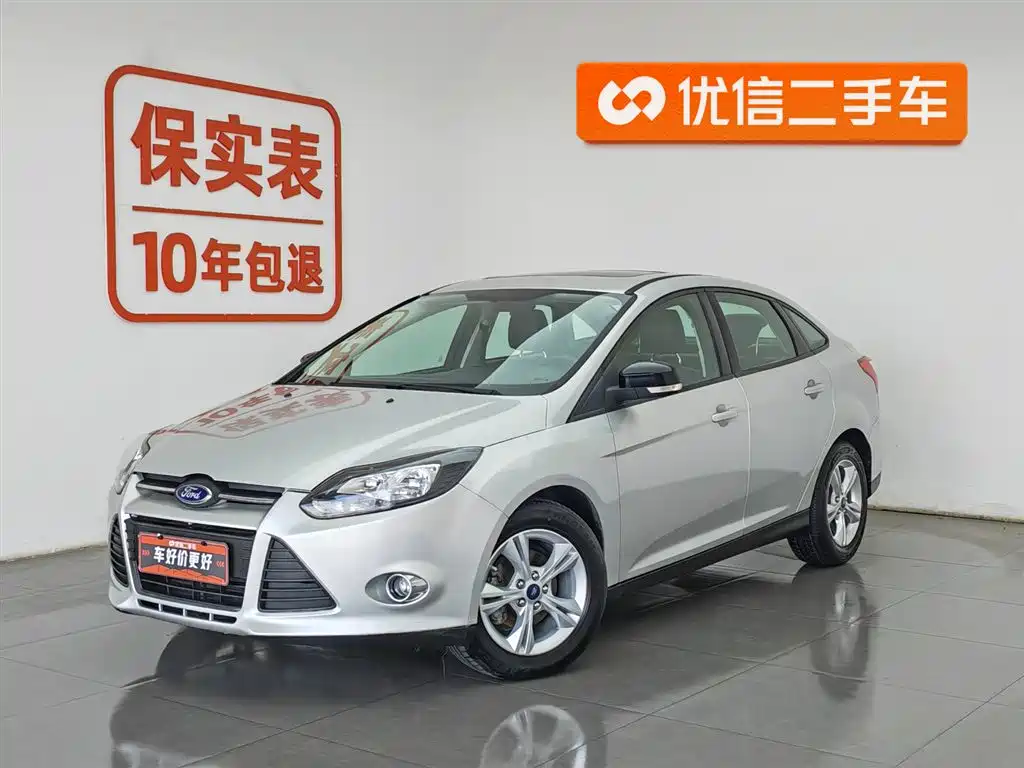 Ford Focus 2013 — фото 1