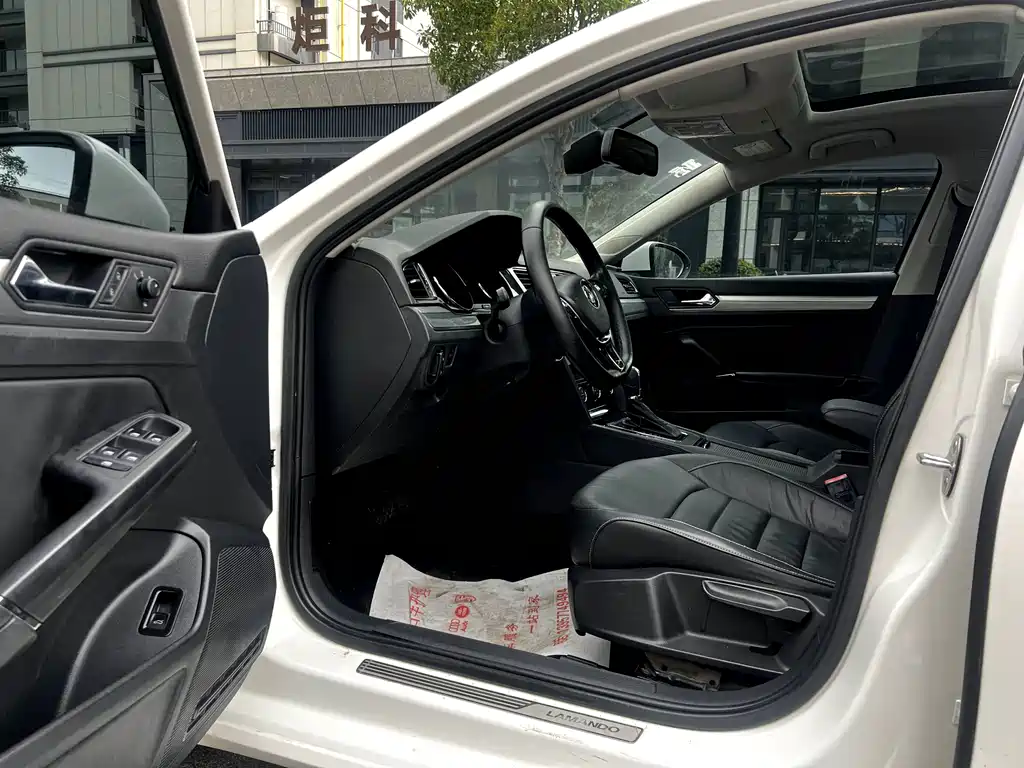 Volkswagen Lamando 2015