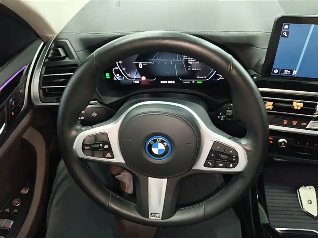 BMW iX3 2022 — фото 11