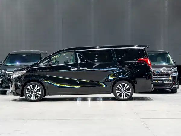 Toyota Alphard 2019