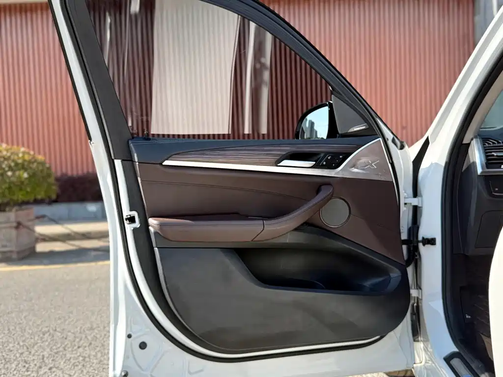 BMW X3 2021 — фото 17