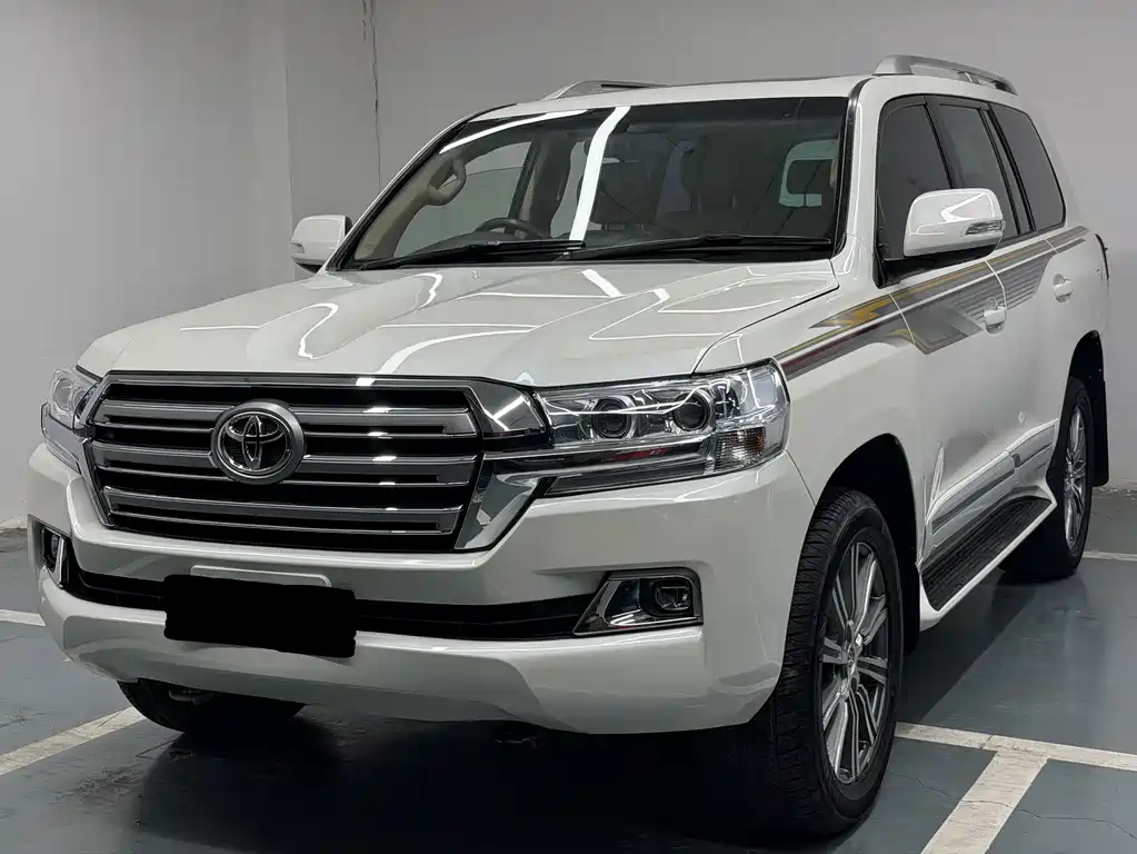 Toyota Land Cruiser 2016 — фото 3