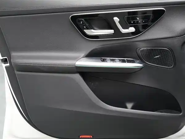 Mercedes-Benz GLC 2024
