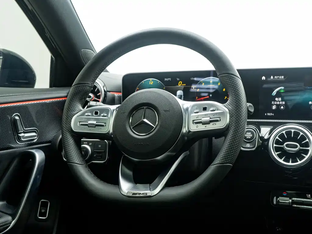 Mercedes-Benz A-Class 2020 — фото 12