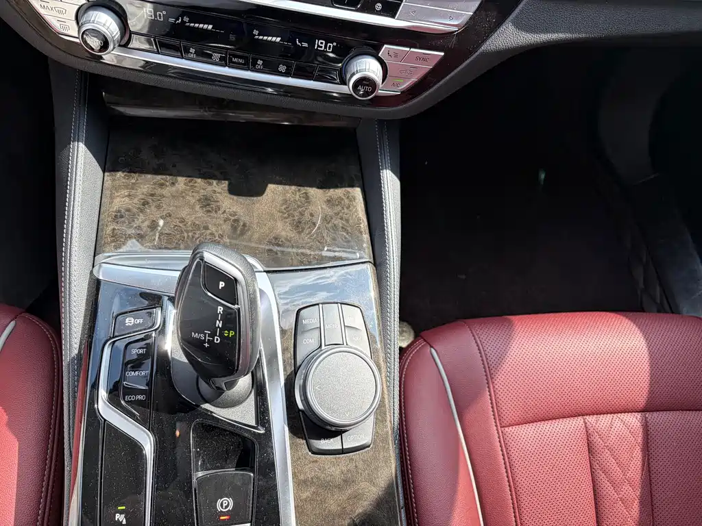 BMW 5 Series 2022