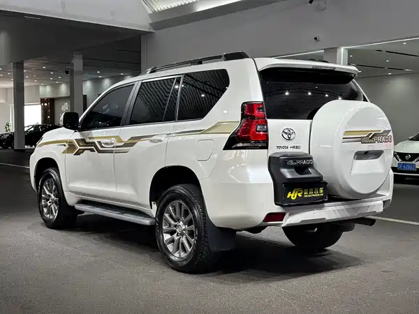 Toyota Prado 2019